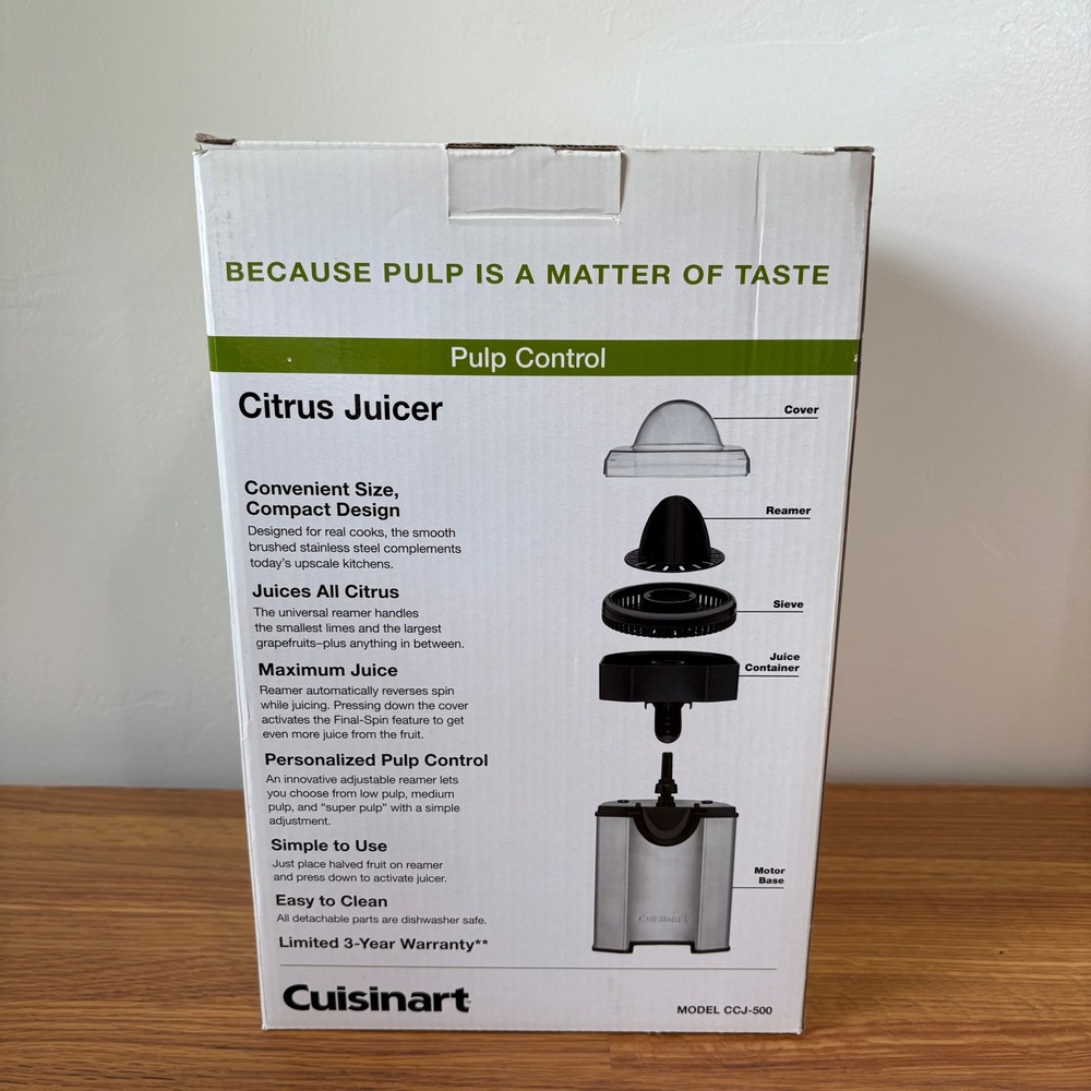 Cuisinart Citrus Juicer CCJ-500 Pulp Control Brushed Stainless New - Picture 3 of 5